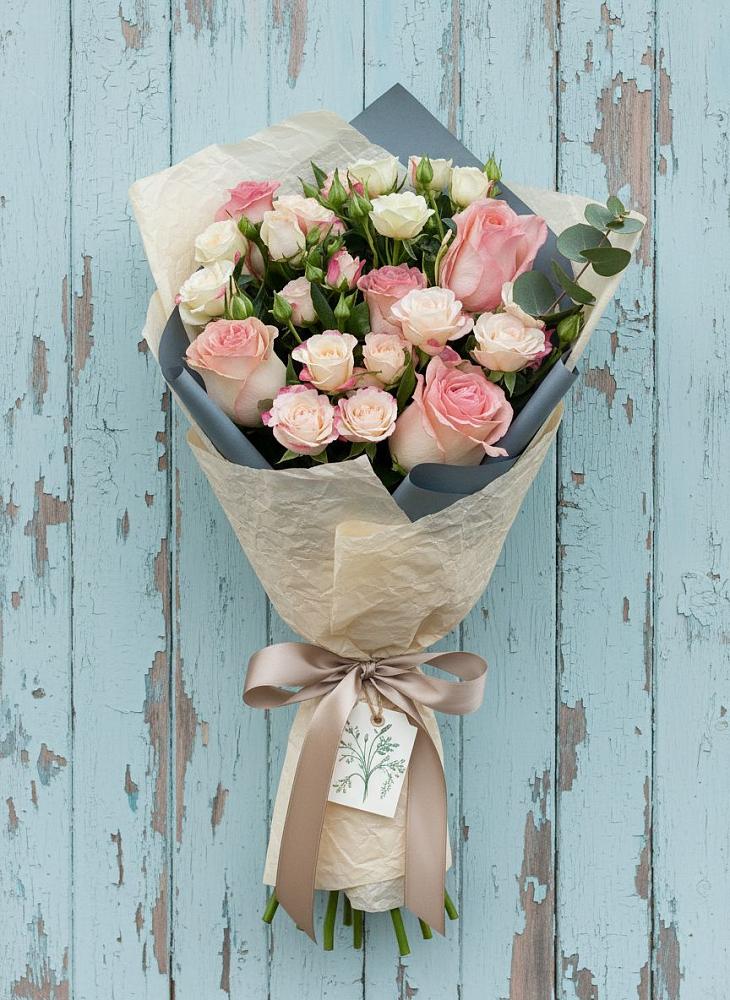 Букет цветов из: Розы в Редино