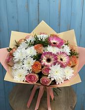 Букет цветов из:  Розы, Герберы и Хризантемы в Редино