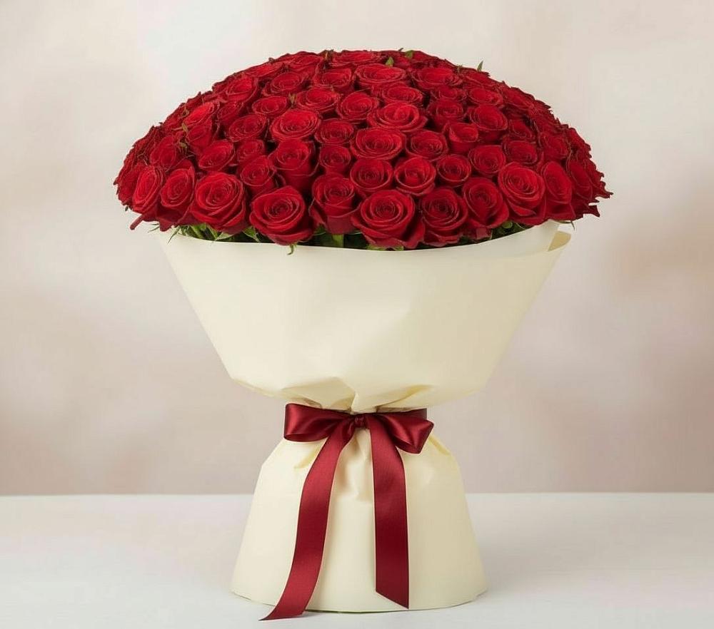 Букет 101 Красная роза Милано в Редино
