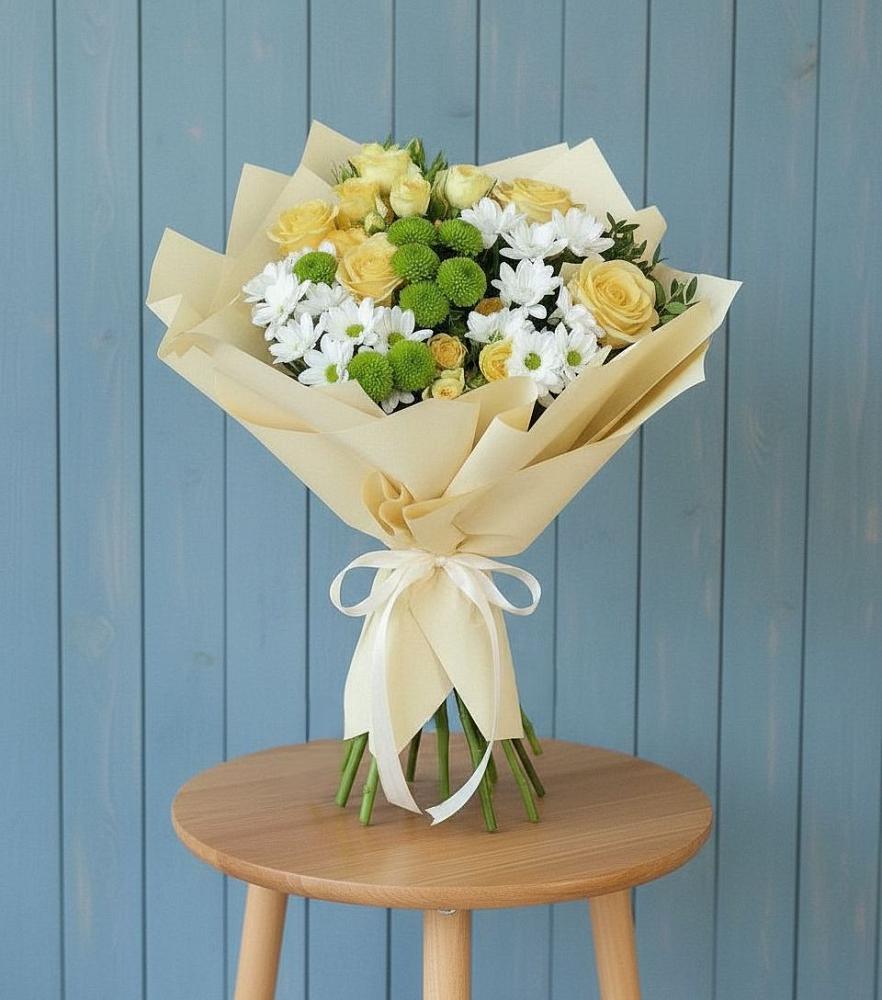 Букет цветов из: Хризантемы и Розы в Редино