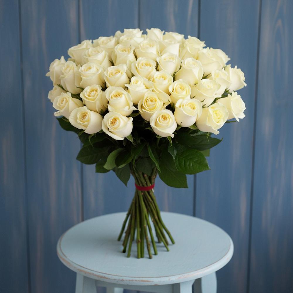 Букет 51 Белая роза Эдлесс Лав в Редино