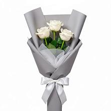Букет 3 белые розы в Редино