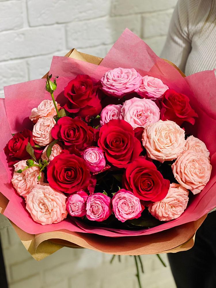 Букет цветов из: Розы в Редино