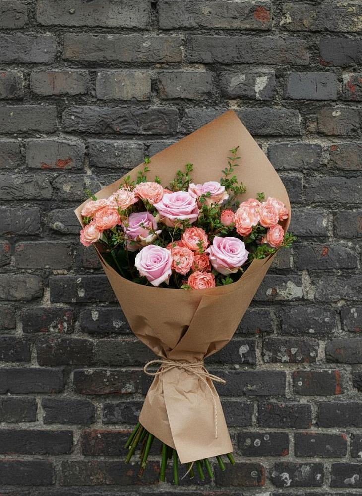 Букет цветов из: Розы в Редино