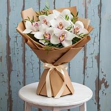 Букет цветов из:  Орхидеи и Розы #REPLACE_PRED# Редино