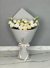 Букет цветов из:  Розы и Лизиантусы в Редино